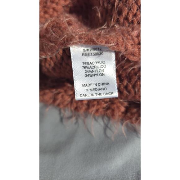 Love Tree Chunky Knit Sweater Womens Medium Dusty Rose Fuzzy Cropped Long Sleeve - Picture 7 of 8